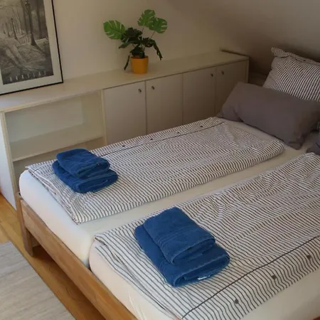 Gaestehaus/fewos/boardinghaus Sued Estalagem